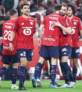 Lens Title Push In Ligue 1 Hit Hard By Lille Defeat
