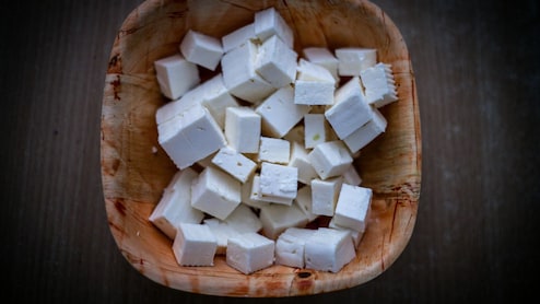 Fake Paneer: हॉटेलमध्ये पनीर मागवताना आता 'मेन्यू कार्ड' नीट वाचा; राज्य सरकारचा ग्राहकांसाठी मोठा निर्णय