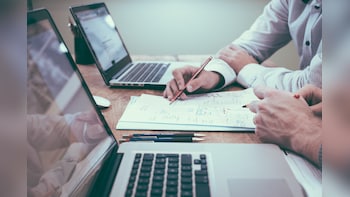 Vedanta, Waaree Energies, KFin Technologies, Bajaj Finance, Mphasis Q4 Results Today — What To Expect