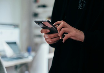 खो गया है आपका स्मार्टफोन तो फाइंड माय डिवाइस फीचर से ऐसे खोजें