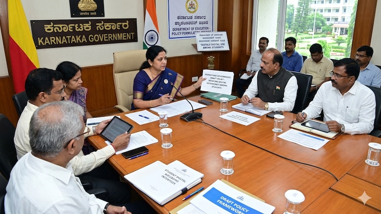 Karnataka Government Drafts Policy To Address Excessive Digital Use Among Students