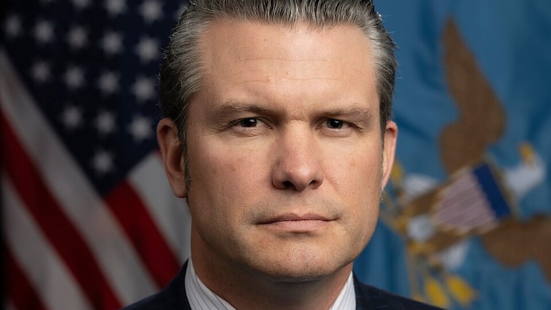 Trump Misled? US Officials Blame War Secy Pete Hegseth For Iran Fallout