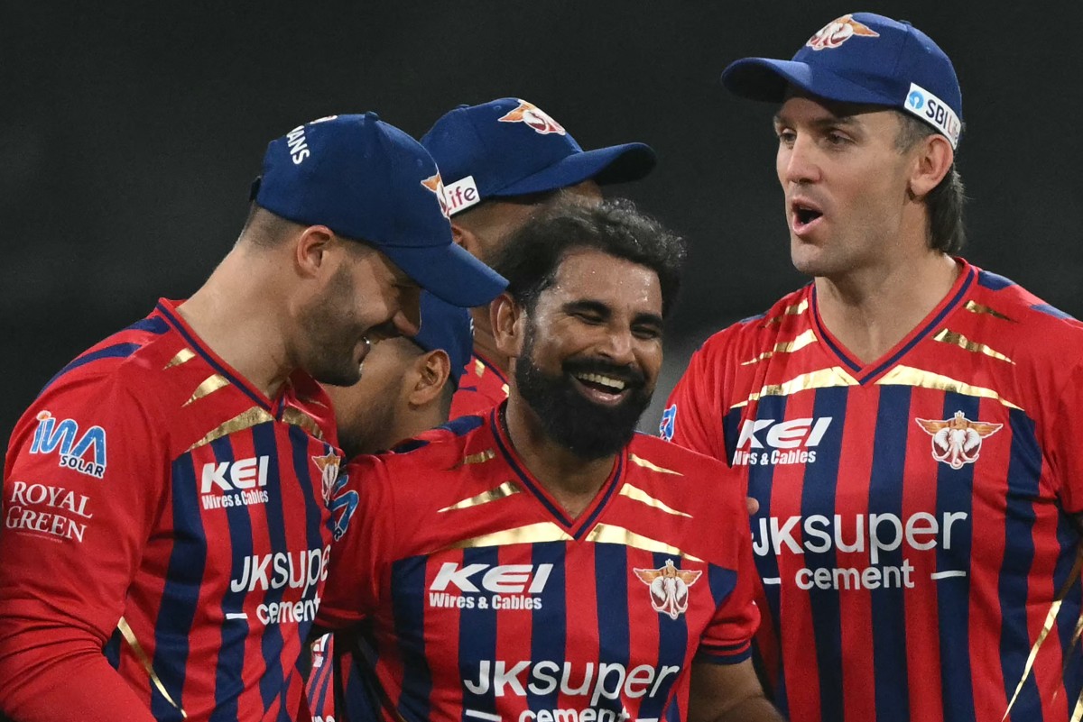 LSG vs KKR: अंगकृष रघुवंशी को आउट दिए जाने पर मचा है बवाल, अब उसी थ्रो के लिए मोहम्मद शमी को मिला अवॉर्ड