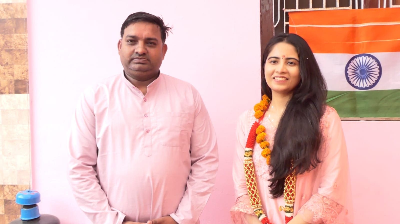 IAS Riya Saini Success Story Varanasi Posting AIR 22 upsc up ias Officers IAS Riya Saini Success Story Varanasi Posting AIR 22 upsc up ias Officers