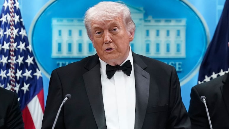 Trump Discusses Iran Offer To Open Straits Of Hormuz
