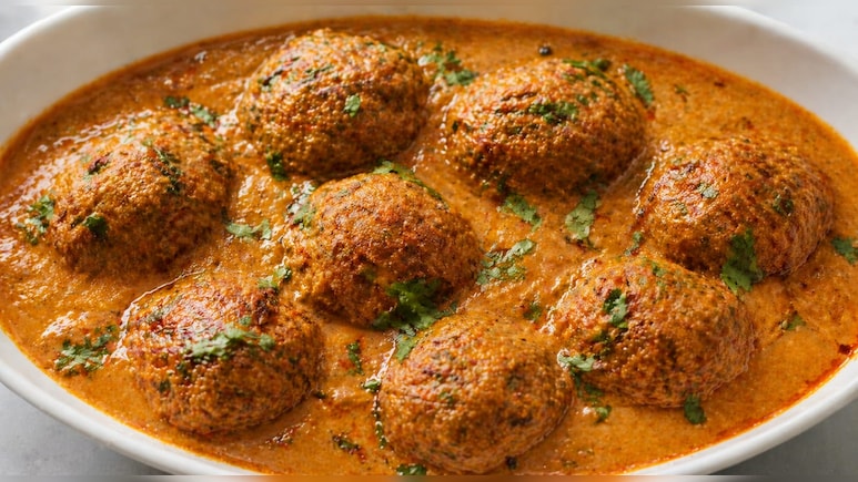 Lauki Ke Kofte Dhaba Style: फीकी लौकी को दें शाही स्वाद, घर पर बनाएं ढाबा स्टाइल कोफ्ते, फटाफट नोट कर लें रेसिपी