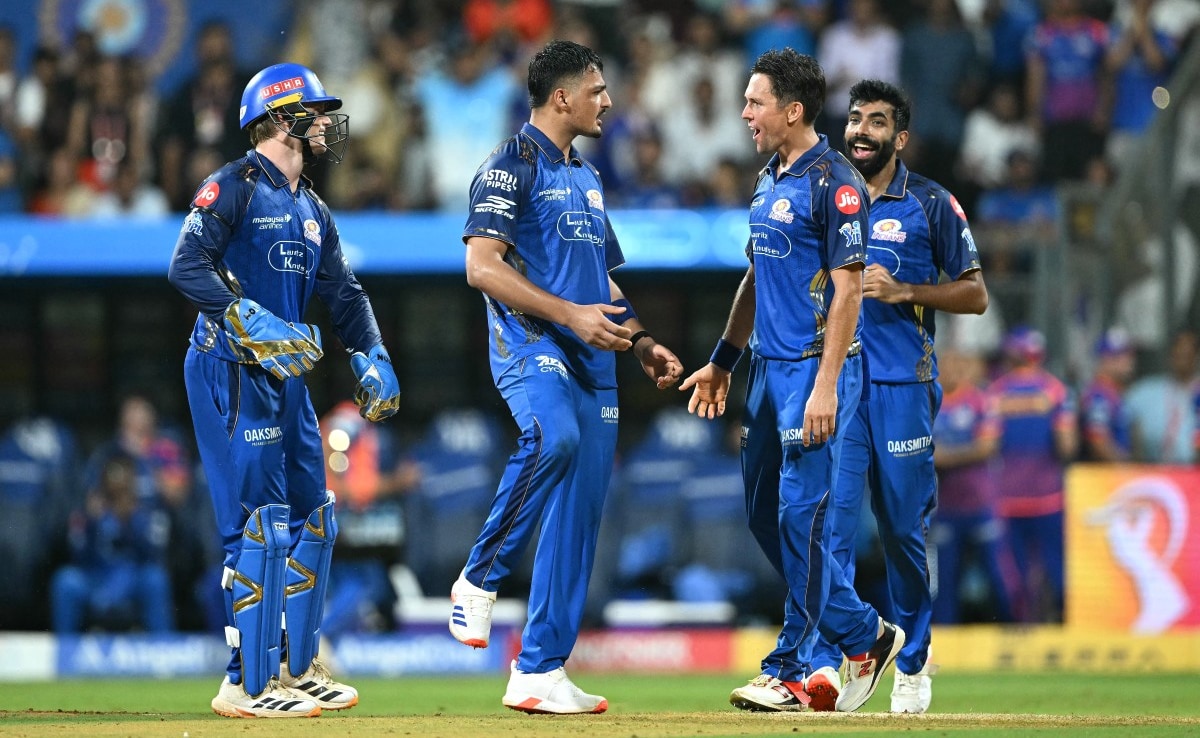 Mumbai Indians Out Of IPL 2026 Playoffs Race After Loss Against Sunrisers Hyderabad? All Scenarios Explained