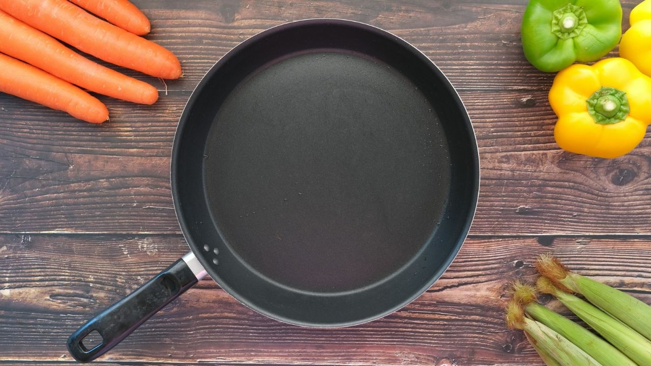 कम oil में हेल्दी कुकिंग के लिए बेस्ट हैं ये Non-Stick Pans, लंबे समय तक निभाएंगे आपका साथ