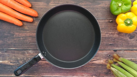 कम oil में हेल्दी कुकिंग के लिए बेस्ट हैं ये Non-Stick Pans, लंबे समय तक निभाएंगे आपका साथ