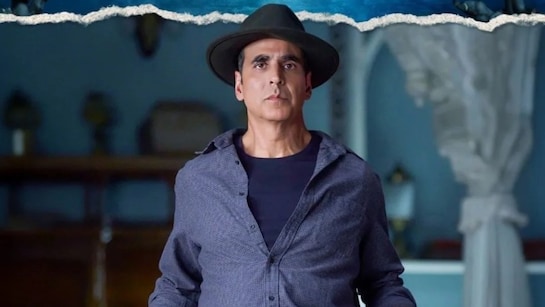 अक्षय कुमार की बेटी से ऑनलाइन मांगी गई थीं आपत्तिजनक तस्वीरें, छात्रों को दी गई साइबर सुरक्षा की जानकारी