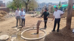 पेयजल संकट से निपटने के लिए जयपुर में अलर्ट! गांव-गांव में पहुंचे कलेक्टर; PHED के अधिकारियों को चेतावनी