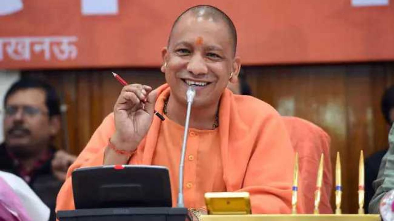 उत्तर प्रदेश में कल होगा मंत्रिमंडल का विस्तार, 6 नए चेहरों को मिल सकता है मौका, जानें लिस्ट में किसके नाम