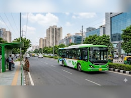 नोएडा में सफर करना होगा और आसान! नोएडा अथॉरिटी और UPSRTC चलाएंगी 50 इलेक्ट्रिक बसें, जान लें रूट समेत जरूरी डिटेल्स