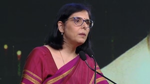 Secretary, Ministry of Labour & Employment Highlights The Human Foundation of Institutional Success