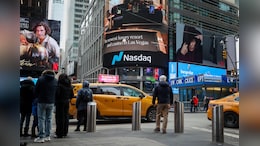 Wall Street Highlights: US Stocks Match Longest Win Streak Since 1985 On Peace Deal Hopes, AI Buzz