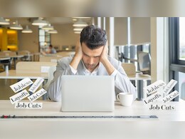 Tech Layoffs: 3 महीने में ही टेक सेक्&zwj;टर में गईं 80,000 नौकरियां, आगे की जो रिपोर्ट है वो डरा सकती है! कैसे बचेगी नौकरी?