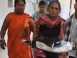 बिहार में गजब लापरवाही,न डॉक्टर मिला,न स्ट्रेचर दिया, बीमार दादी को स्कूटी में ले जाना पड़ा दूसरे अस्पताल