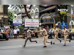 Mumbai News: कोर्टात हजर झाला, मग जेलमध्ये जाताना मोठा कांड केला, न्यायालयाच्या आवारात फिल्मीस्टाईल थरार