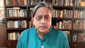 Should India Worry? Shashi Tharoor's Take on Pakistan in Ceasefire Talks