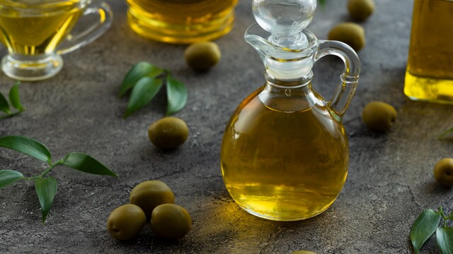 Extra virgin olive oil has the potential to slow down age-related cognitive decline