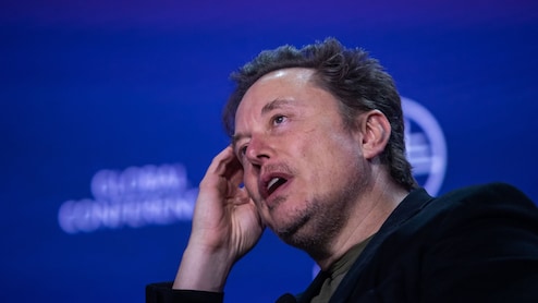 Elon Musk Reveals 'Best Way' To Deal With Mass Unemployment Caused By AI