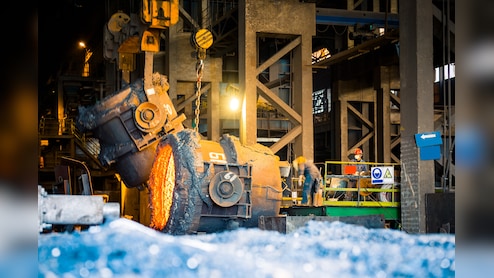 India's Core Sector Output Shrinks 0.4% In March, A 19-Month Low