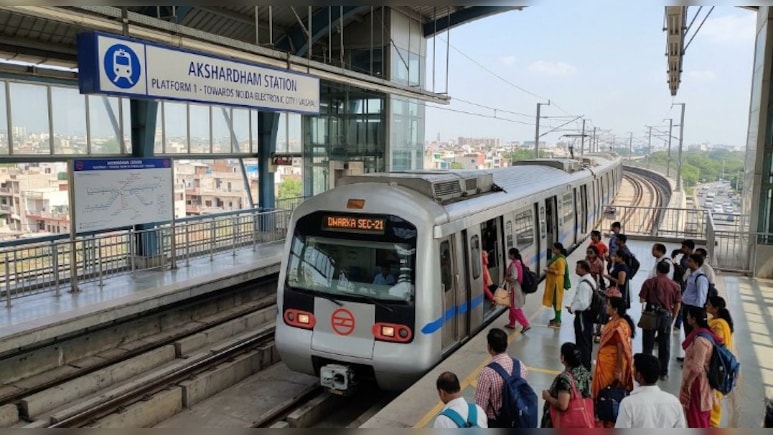 Delhi Metro Timing: रविवार को दिल्ली मेट्रो ब्लू लाइन की टाइमिंग में हुआ बदलाव, जान लीजिए नया शेड्यूल