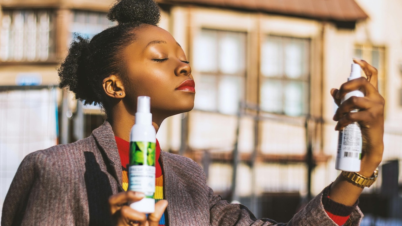 Setting Spray Myths Makeup Artists Disagree With Setting Spray Myths Makeup Artists Disagree With