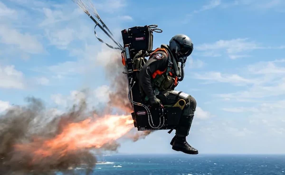 How US Trains Pilots To Survive, Evade Capture After Being Shot Down