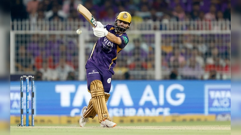 VIDEO: रिंकू छक्का लगाते रहे और स्टैंड्स में प्रिया सरोज किसकी याद में डूबी? चिल्लाकर कहा 'वन मोर रिंकू..!'