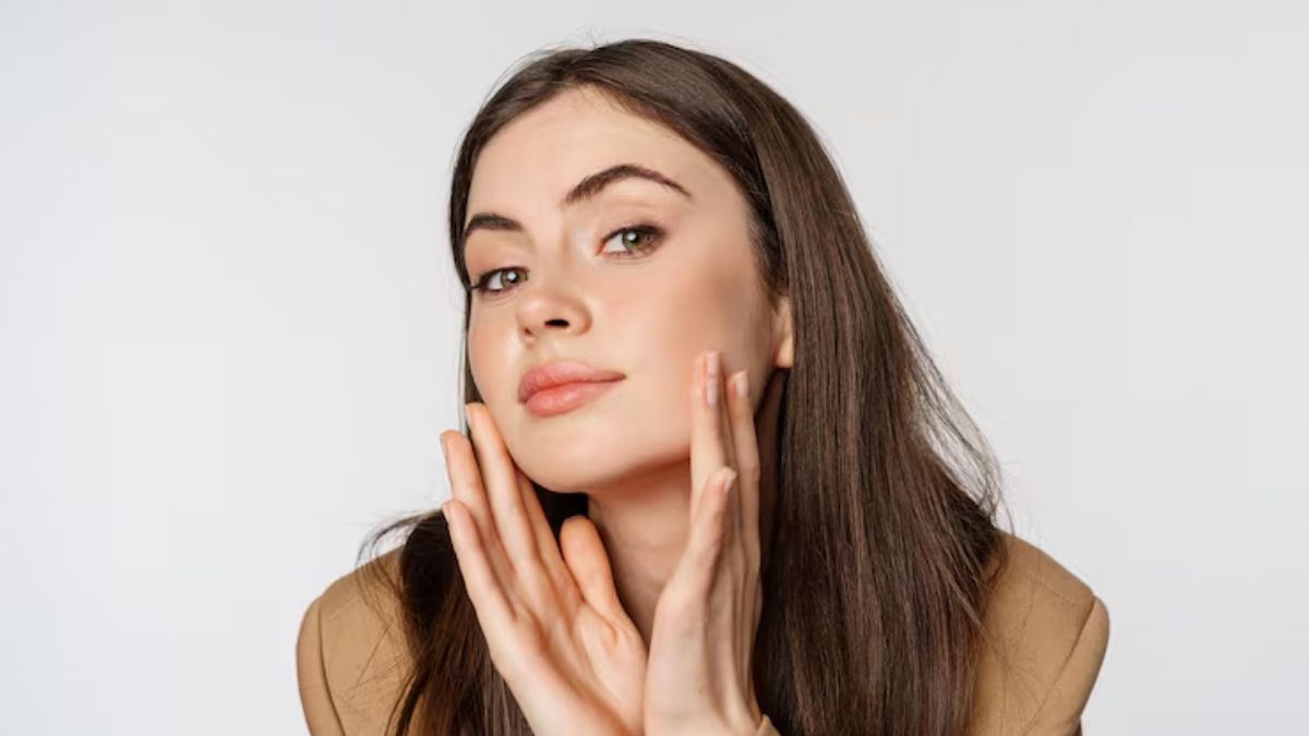 12 Proven Ways To Reduce Facial Ageing, As Per A US Doctor