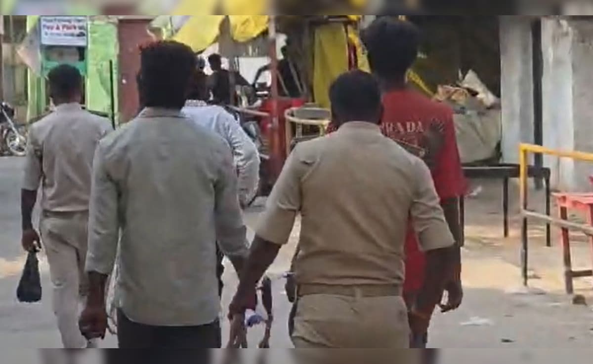 Bihar: गोपालगंज में नाबालिग ननद और भाभी के साथ सामूहिक दुष्कर्म, तीन दिनों तक बंधक बनाकर की दरिंदगी