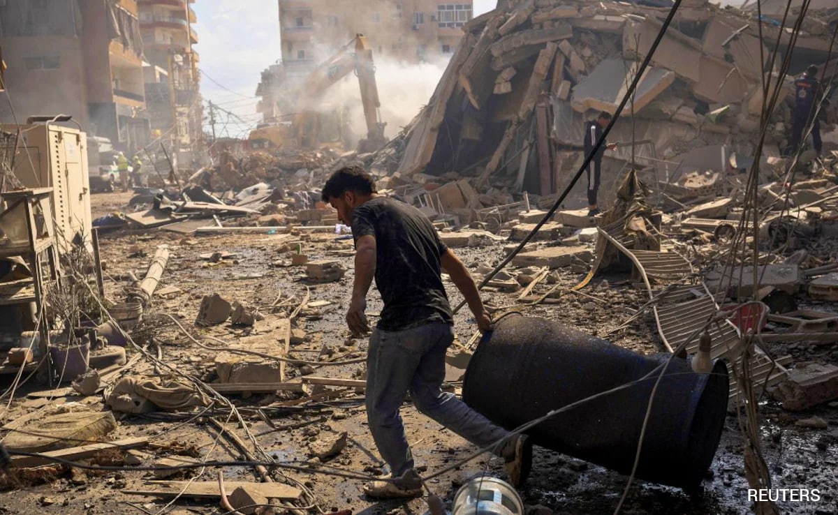 Israeli Airstrikes In Lebanon Kill 20, Threaten Iran And US Peace Talks