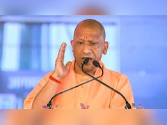 उत्तर प्रदेश: योगी सरकार ने रातो रात 40 IAS अफसरों का ट्रांसफर किया, 15 जिलों के DM बदले