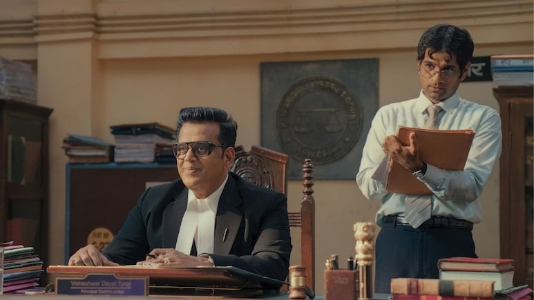 <i>Maamla Legal Hai 2</i> Review: Ravi Kishan Anchors A Light-Hearted Courtroom Drama With A <i>Dhurandhar 2</i> Easter Egg
