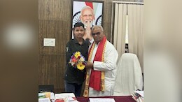 अब सामने आया राजस्थान बोर्ड का असली Topper, दोनों हाथ नहीं होने पर भी हासिल किए 100% मार्क्स