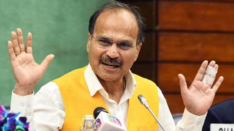 'ममता और मोदी में ज्यादा हिंदू होने की होड़ लगी है', अधीर रंजन चौधरी से खास बातचीत