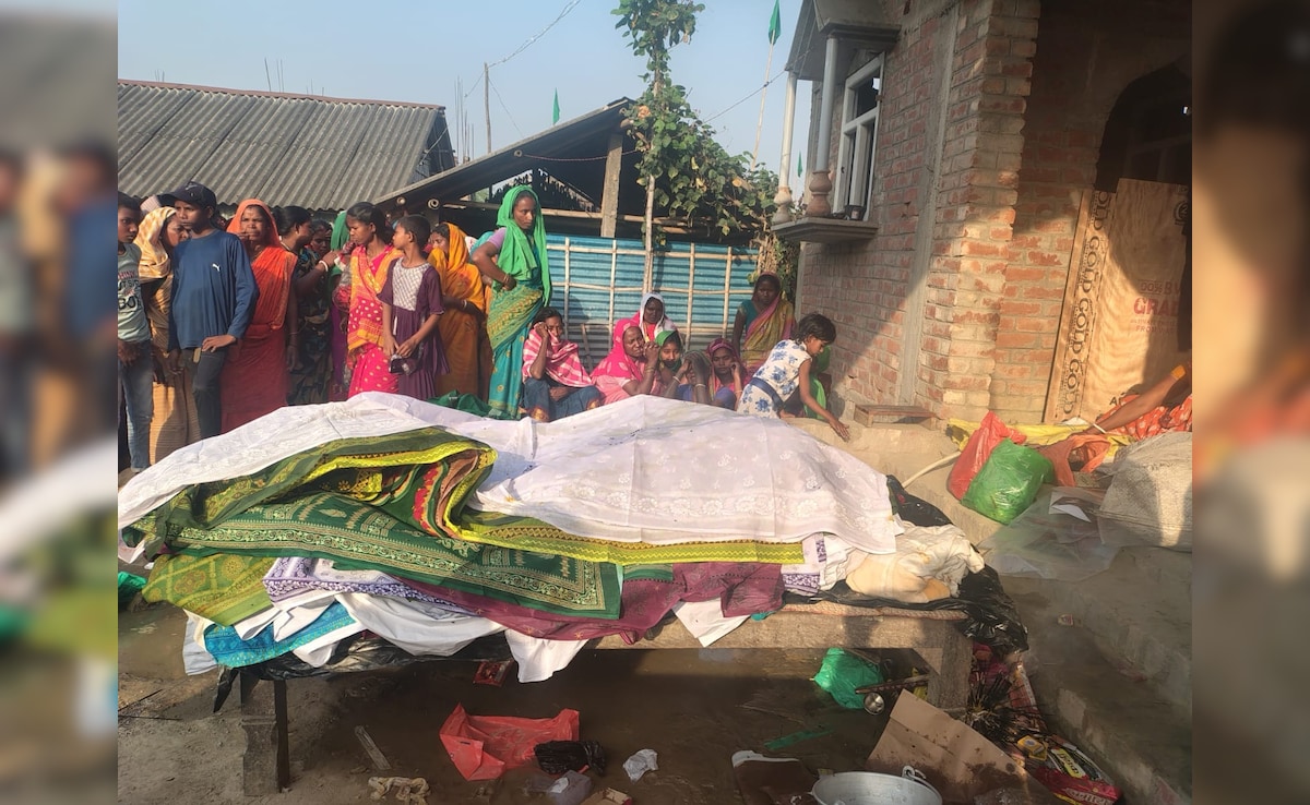 किसी के मां का आंचल छूटा तो कोई अनाथ हुआ, एक साथ 7 अर्थियां उठने से पूर्णिया के गांव में पसरा सन्नाटा