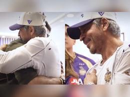 Shah Rukh Khan And Sourav Ganguly Hug At Eden Gardens, Send Internet Into A Meltdown