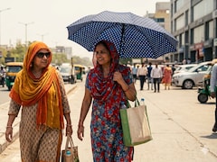 Umbrella vs Sunglasses: What Protects You Best In Summer Heat?