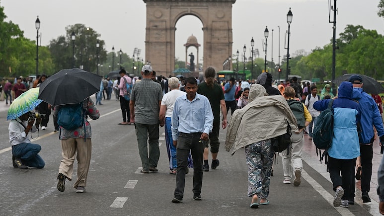 मई में बारिश, लू का कोई अता पता नहीं, दिल्&zwj;ली-उत्&zwj;तराखंड के लिए IMD का अलर्ट, मौसम क्&zwj;यों ले रहा फिरकी?