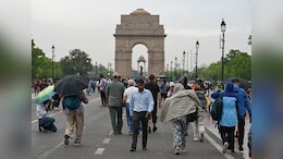 Delhi Maximum Temperature Settles At 39 Degrees, Air Quality Remains Moderate