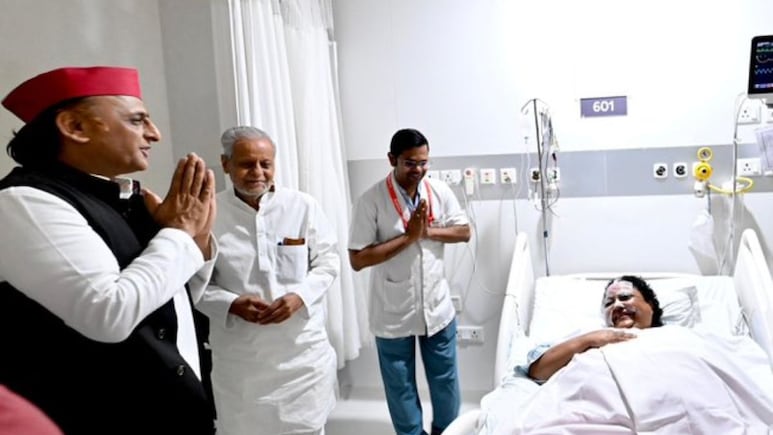 Akhilesh Yadav Visits BJP MLA In Hospital Who Got Injured Burning His Effigy