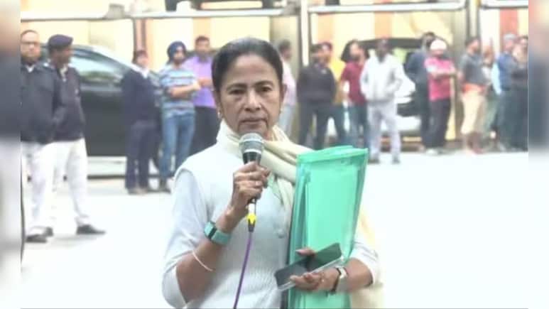 TMC का इलेक्शन कैंपेन देख रही कंपनी I-PAC ने बंगाल में सारे कामकाज रोके, कर्मियों को दी छुट्टी