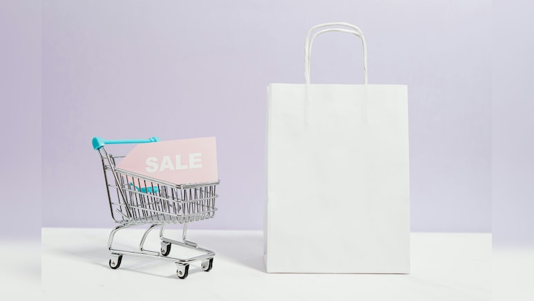 iPhone 17 For Rs 24,338? Viral Reddit Post Shows How Buyer Saved Big