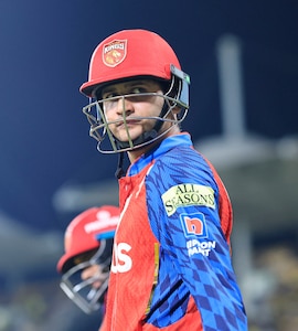 Shashank Singh Praises PBKS Teammate Priyansh Arya, Calls Him "Mentally Tough"