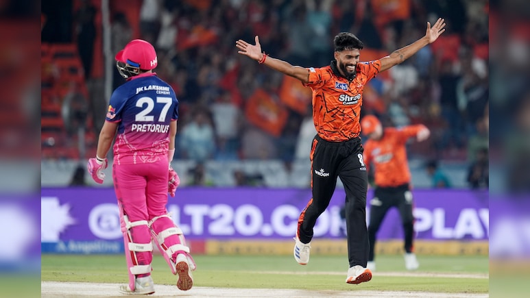 Praful Hinge: एक ओवर में तीन विकेट, 10 साल की मेहनत, बहन की शादी का रिसेप्शन छोड़ा,  प्रफुल्ल की कामयाबी के पीछे की कहानी&nbsp;