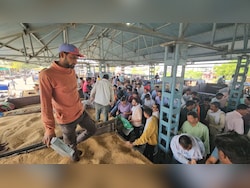 Low Prices, Procurement Delays Leave Madhya Pradesh Farmers With Empty Pockets