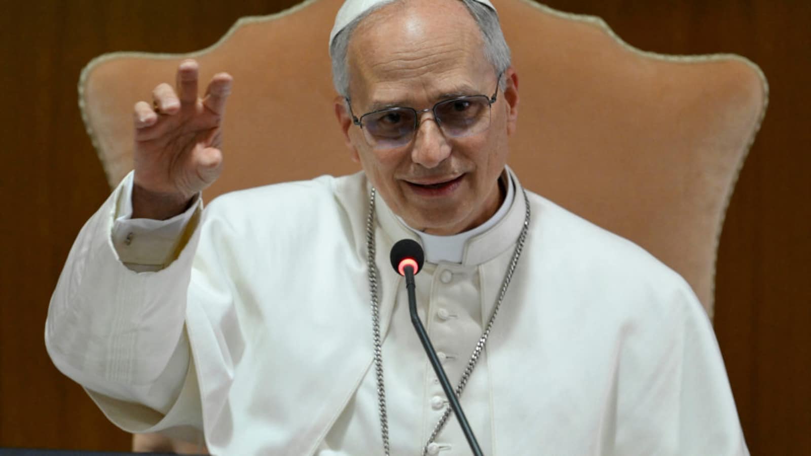 'Wars No Longer Make Sense': Pope Urges Russia, Ukraine To Sit Down And Talk