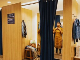 Pune News : पुण्यात चेजिंग रूमध्ये CCTV कॅमेरा, तरुणीचा अश्लील व्हिडिओ रेकॉर्ड केला अन्...; दुकानदाराला अटक